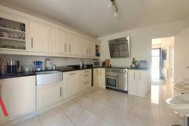 6 room, 165m2 Detached house for sale in Puissalicon - 399 000 € *