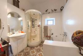7 room, 200m2 Vineyard residence for sale in Nissan lez enserune - 289 000 € * 7 room, 200m2 Vineyard residence for sale in Nissan lez enserune - 289 000 € *