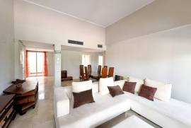 listing listing