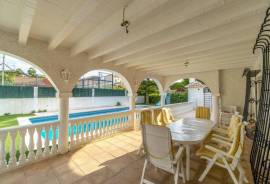 listing listing
