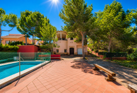 listing listing