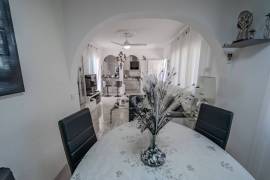 listing listing