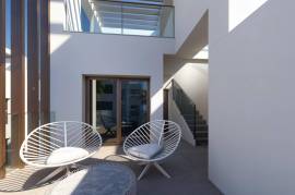 listing listing