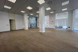Exclusive corner business premises in LLUCMAJOR
