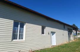 Partially Renovated Single-Storey Old Barn - €129,000