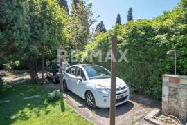 House 243 sq.m for sale
