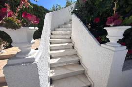 listing listing
