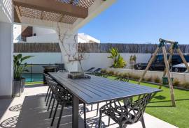listing listing