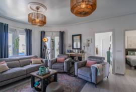 listing listing