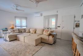 listing listing