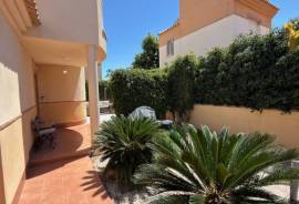 listing listing