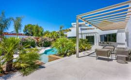 listing listing