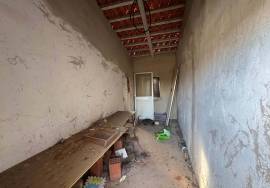 Traditional House for Renovation in Bensafrim Traditional House for Renovation in Bensafrim
