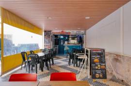 Opportunity Bar in Praia Da Rocha
