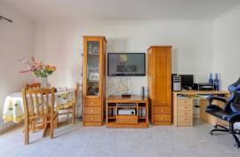 2 bedroom apartment located about 600 meters from the beach in Quarteira 2 bedroom apartment located about 600 meters from the beach in Quarteira