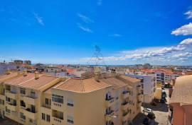 1+3 bedroom apartment with sea view from the terrace in Quarteira 1+3 bedroom apartment with sea view from the terrace in Quarteira