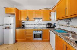 1+3 bedroom apartment with sea view from the terrace in Quarteira 1+3 bedroom apartment with sea view from the terrace in Quarteira