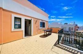 1+3 bedroom apartment with sea view from the terrace in Quarteira 1+3 bedroom apartment with sea view from the terrace in Quarteira