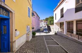 Building with Shop and Housing, Charm, Investment and Income in the Historic Center of Monchique Building with Shop and Housing, Charm, Investment and Income in the Historic Center of Monchique