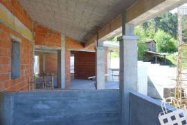 Detached house - House under construction with 600m² on the outskirts of the city