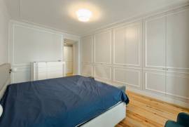 Apartamento T2 Totalmente Renovado e Mobilado em Lisboa