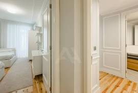 Apartamento T2 Totalmente Renovado e Mobilado em Lisboa