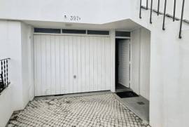 Moradia na Amoreira com Elevado Potencial de Rentabilidade