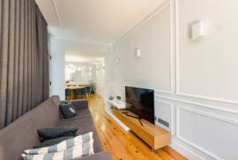 Apartamento T2 Totalmente Renovado e Mobilado em Lisboa