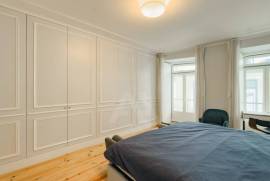 Apartamento T2 Totalmente Renovado e Mobilado em Lisboa