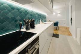 Apartamento T2 Totalmente Renovado e Mobilado em Lisboa