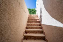 listing listing