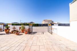 listing listing