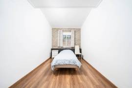 listing listing