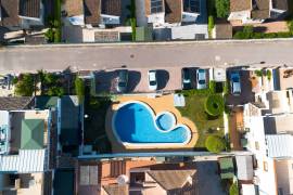 listing listing