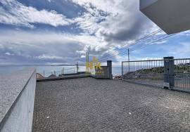 3 bedroom villa with sea view and pool