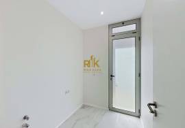 3 bedroom villa with sea view and pool