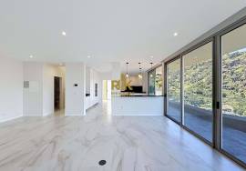 3 bedroom villa with sea view and pool