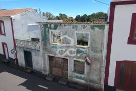 Ruin - Terra Chã
