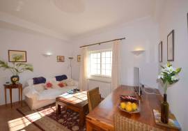 Classic 3-Bedroom Villa with Pool and Garage Classic 3-Bedroom Villa with Pool and Garage