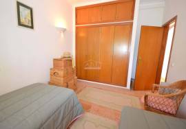 Classic 3-Bedroom Villa with Pool and Garage Classic 3-Bedroom Villa with Pool and Garage