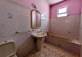 Charming Country Villa with Annex & Large Plot for Sale in Paderne, Algarve