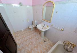 Charming Country Villa with Annex & Large Plot for Sale in Paderne, Algarve