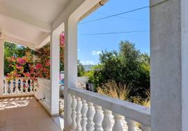 Charming Country Villa with Annex & Large Plot for Sale in Paderne, Algarve