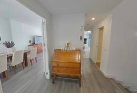 Renovated semi-detached villa with private garage, two patios and swimming pool in East Seville