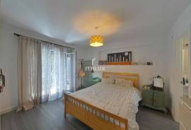 Renovated semi-detached villa with private garage, two patios and swimming pool in East Seville