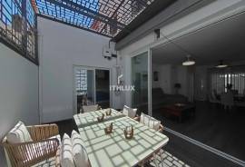 Renovated semi-detached villa with private garage, two patios and swimming pool in East Seville