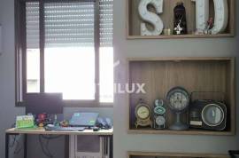 Apartment, For Sale, 76m², 2 Bedrooms, 2 Bathrooms, 1 Vacancy, Furnished, Balcony, Near Shopping Praia de Belas, Menino Deus, POA/RS Apartment, For Sale, 76m², 2 Bedrooms, 2 Bathrooms, 1 Vacancy, Furnished, Balcony, Near Shopping Praia de Belas, Menino Deus, POA/RS