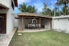 Spectacular Villa with Pool and 1,000 m² of Land on Quadra da Praia | Pernambuco Beach, Guarujá Spectacular Villa with Pool and 1,000 m² of Land on Quadra da Praia | Pernambuco Beach, Guarujá