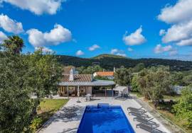 Beautifully Restored Traditional Portuguese Home with Heated Pool near Santa Barbara de Nexe