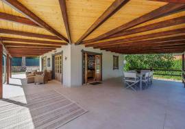 Beautifully Restored Traditional Portuguese Home with Heated Pool near Santa Barbara de Nexe